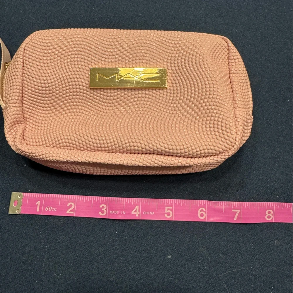 MAC pink Cosmetics bag w/Lipstick lipgloss & Eyeshadow Set/pretty & practical